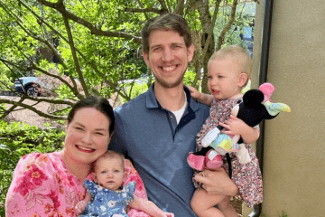 Leeanne Williams with her two baby daughters and her husband